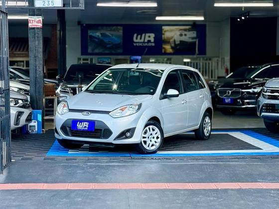 FORD FIESTA 1.6 ROCAM HATCH 8V FLEX 4P MANUAL